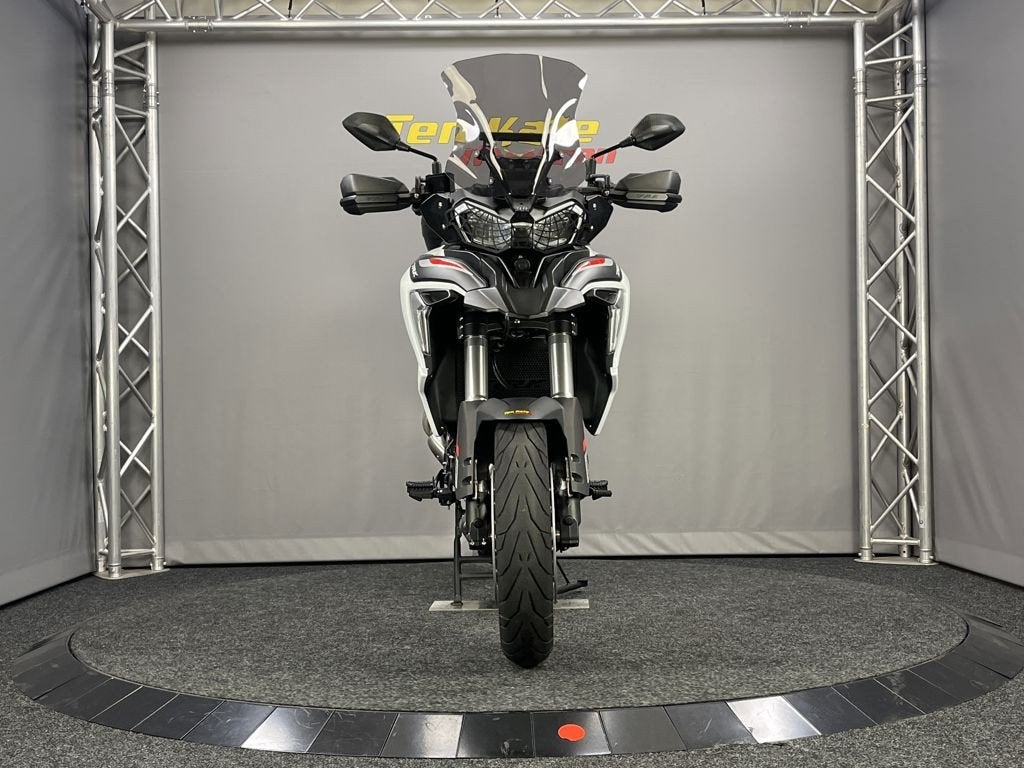 Benelli TRK 702, Motoren, 700 cc, Meer dan 35 kW, Toermotor, ABS