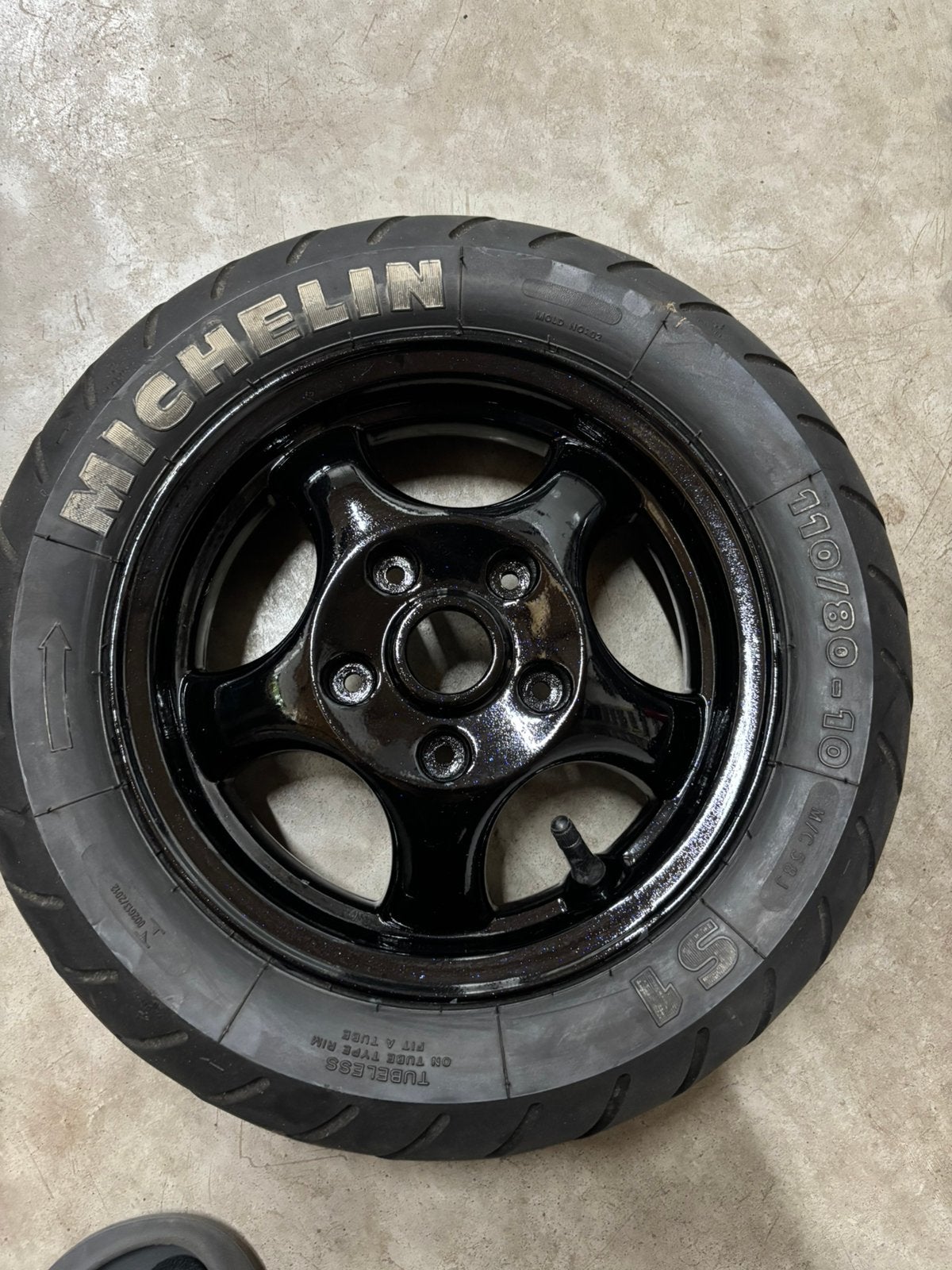 Hexagon velg met band (gepoedercoat), Ophalen