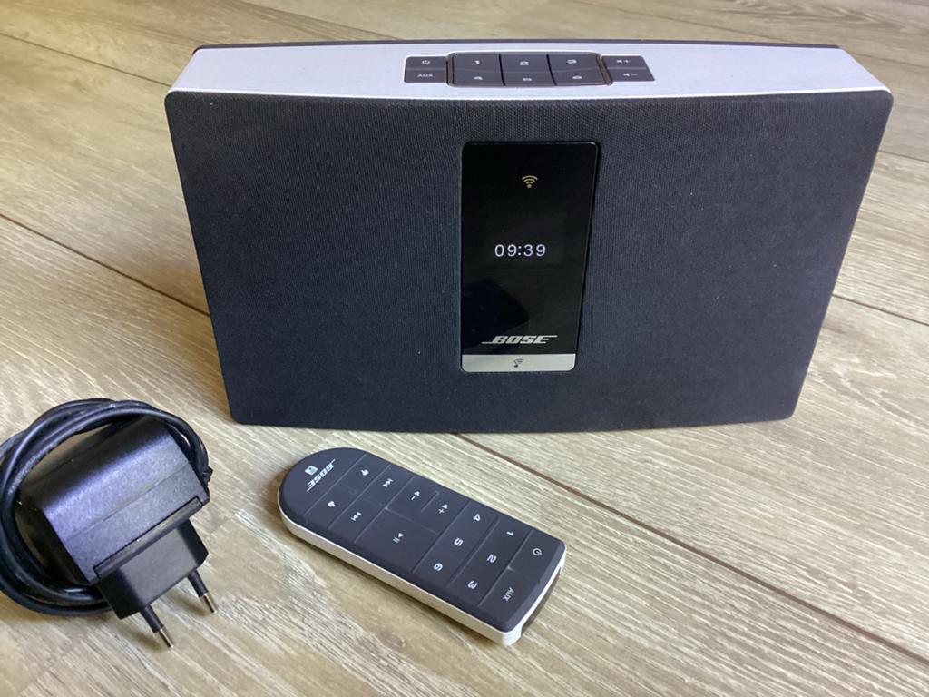 Bose SoundTouch 20 Series III Wi-Fi Muzieksysteem, Overige merken, Draagbaar, Ophalen of Verzenden, Zo goed als nieuw
