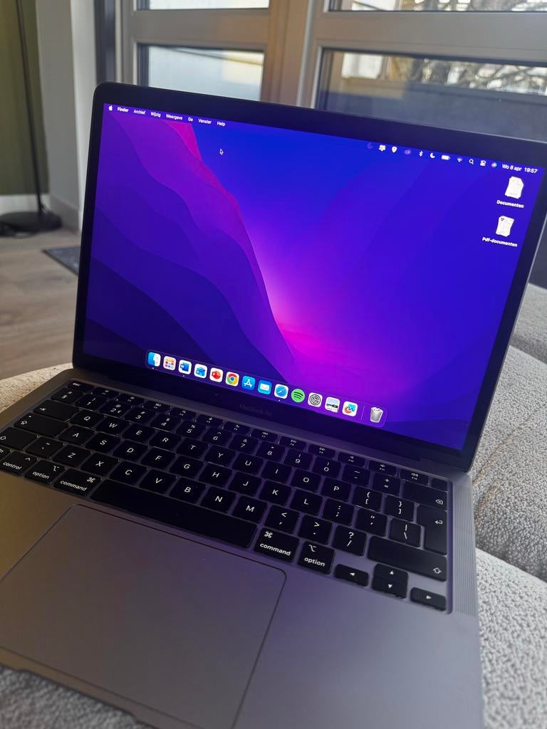 MacBook Air M1 (2020) 256GB + doos/opla­der, Computers en Software, 256 GB, Qwerty, 8 GB, 13 inch