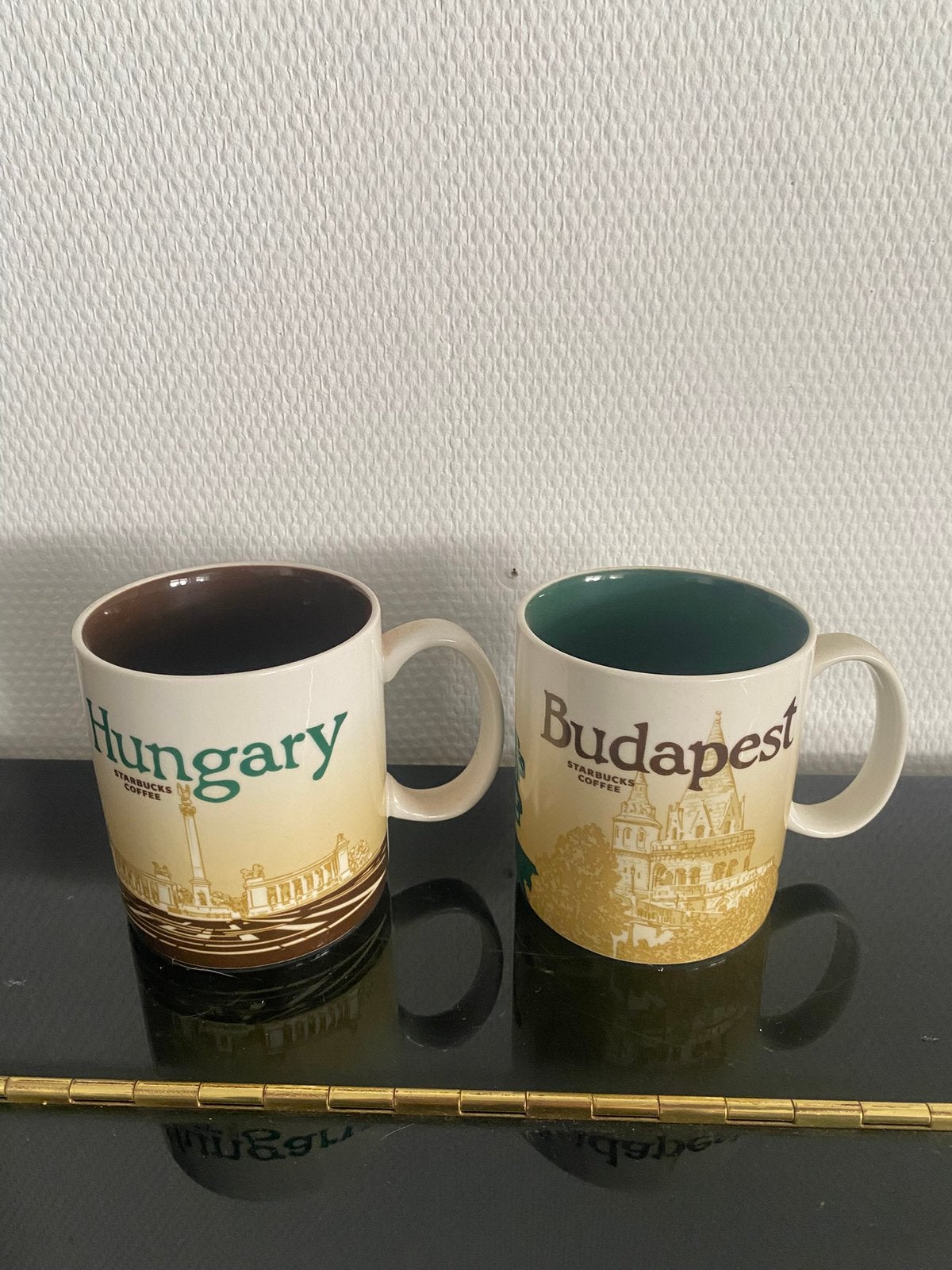Starbucks city mugs Hongarije en Boedapest, Ophalen of Verzenden, Zo goed als nieuw, Overige stijlen, Kop(pen) en/of Schotel(s)