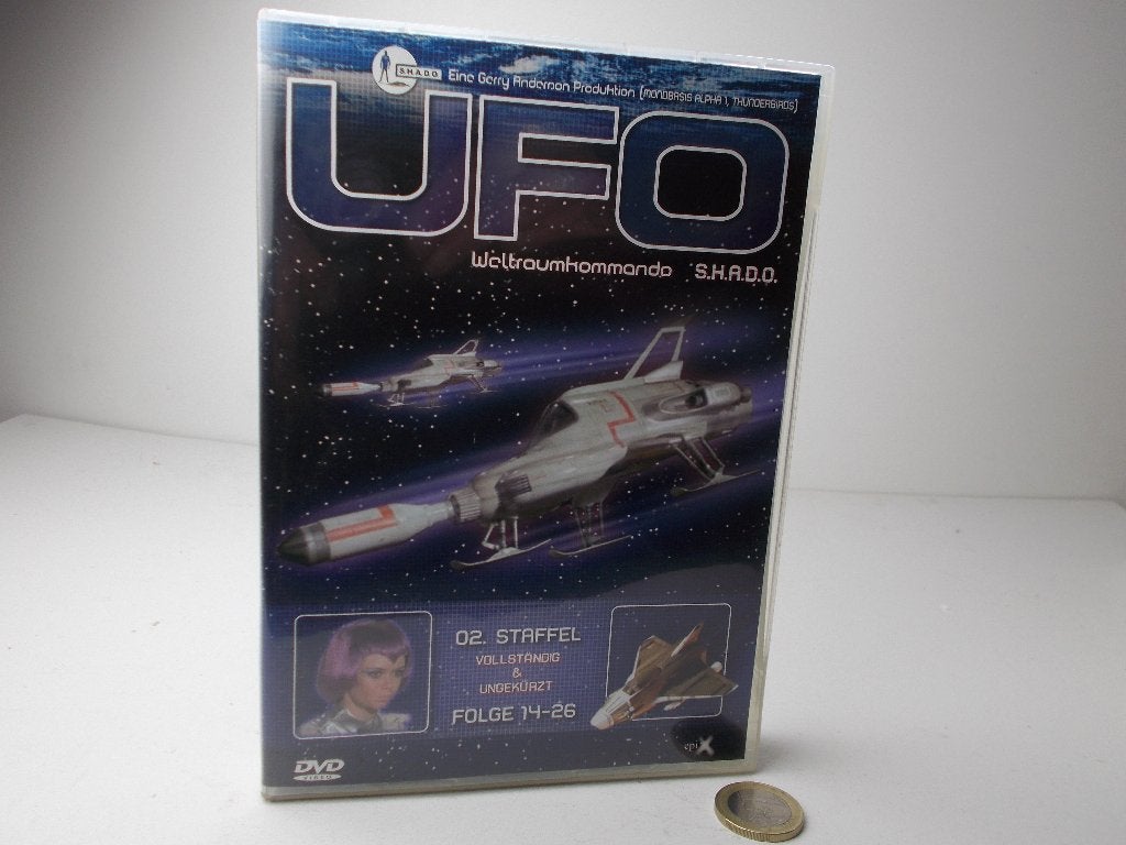 2005 DVD BOX (4 DISC'S) TV SERIE SHADO "U.F.O." I.z.g.st., Alle leeftijden, Science Fiction en Fantasy, Import, Ophalen of Verzenden