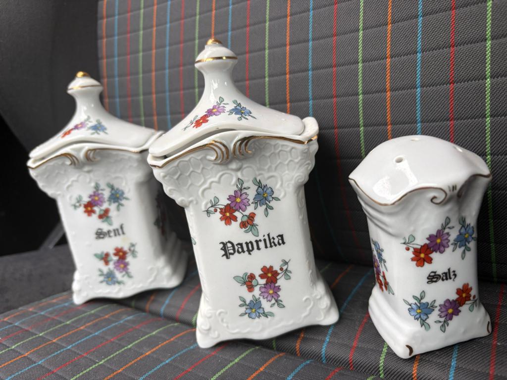 Vintage Kruidenpotjes Set: Mosterd, Paprika, Zout, Antiek en Kunst, Ophalen of Verzenden