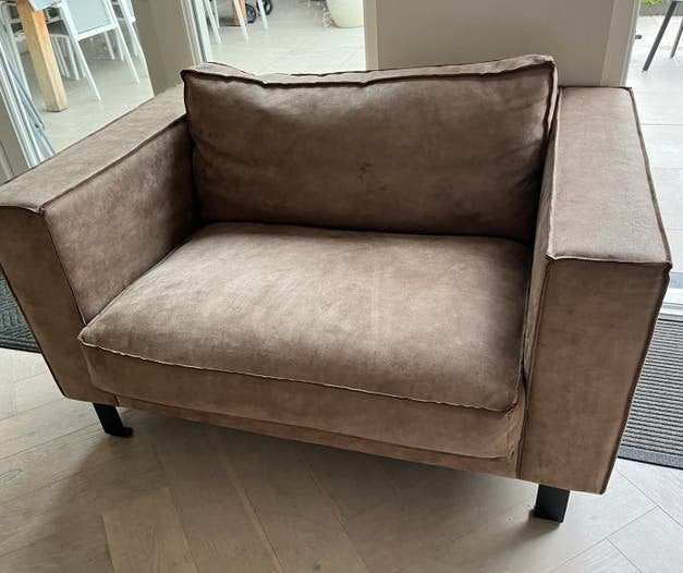 Loveseat fauteuil microleder beige bruin taupe, Huis en Inrichting, Fauteuils, Ophalen, 75 tot 100 cm, Leer, Zo goed als nieuw