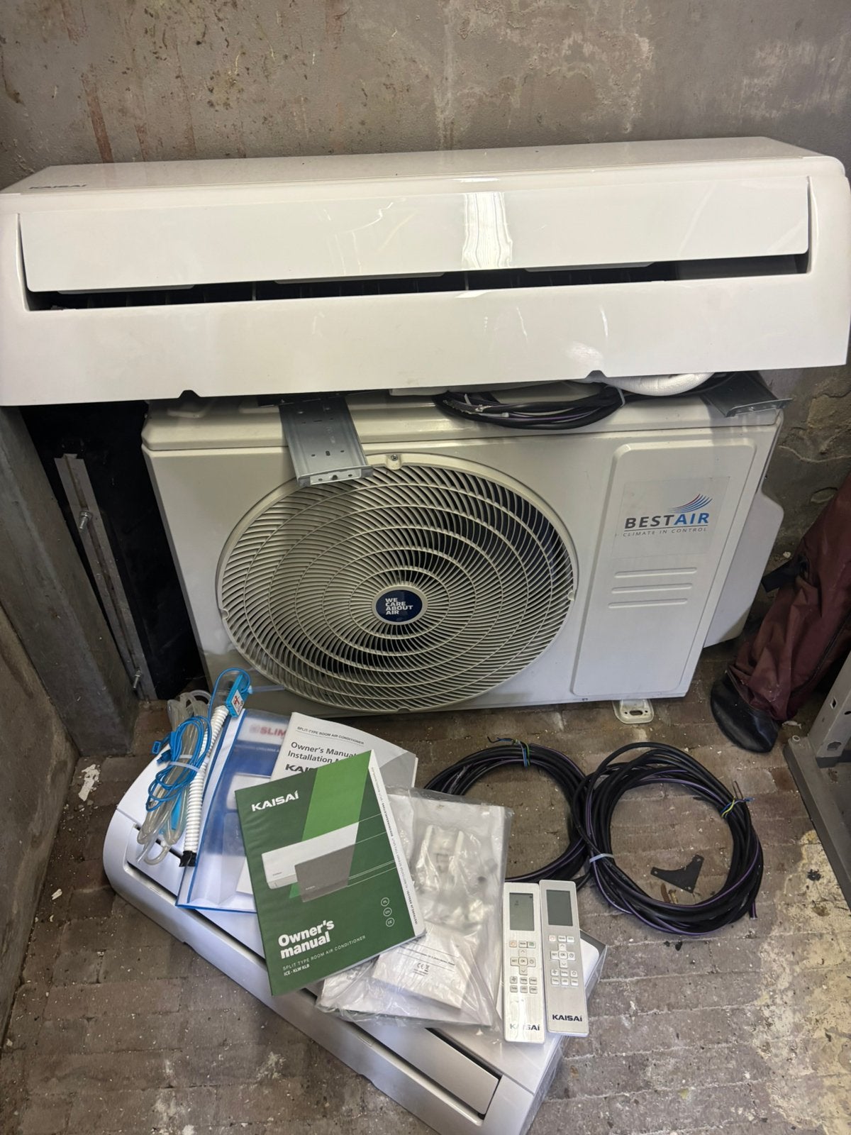 Airco Kaisai compleet incl 2 binnen units Nieuw! Wifi, Koelen en Ontvochtigen, Timer, 3 snelheden of meer, Ophalen of Verzenden