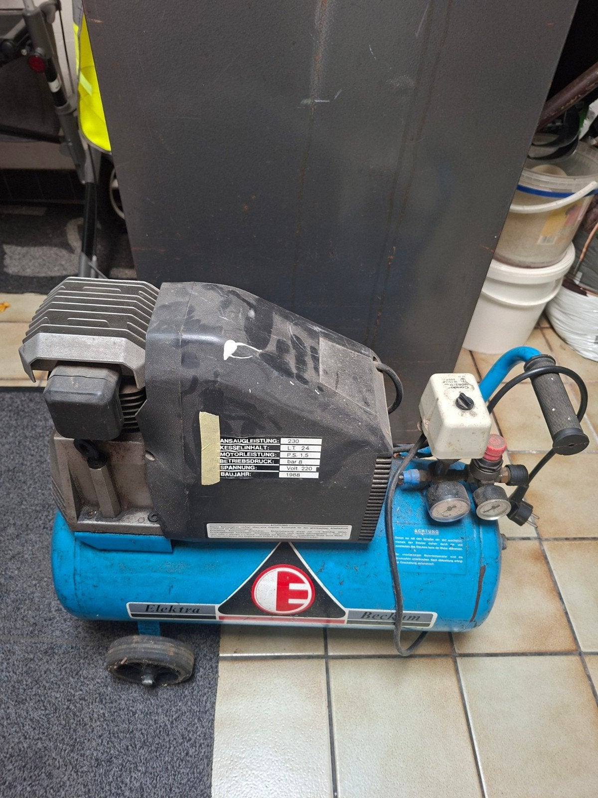 Beckum Elektra Compressor - 24L, 8 bar, Bouwjaar 1988, Ophalen, Gebruikt, 6 tot 10 bar, 25 tot 100 liter