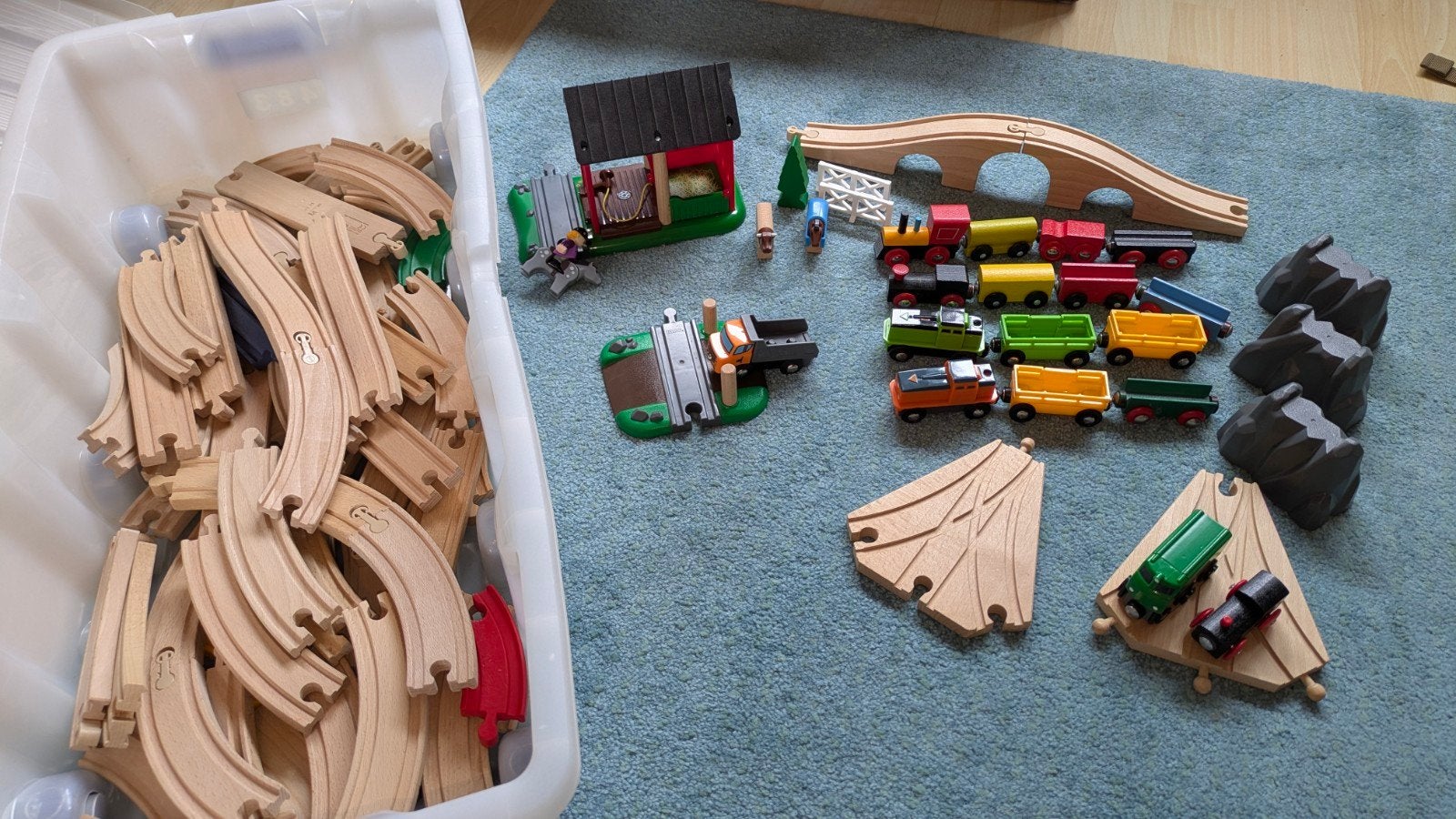 Grote Brio & IKEA Houten Treinset met batterij locomotieven, Ophalen, Gebruikt