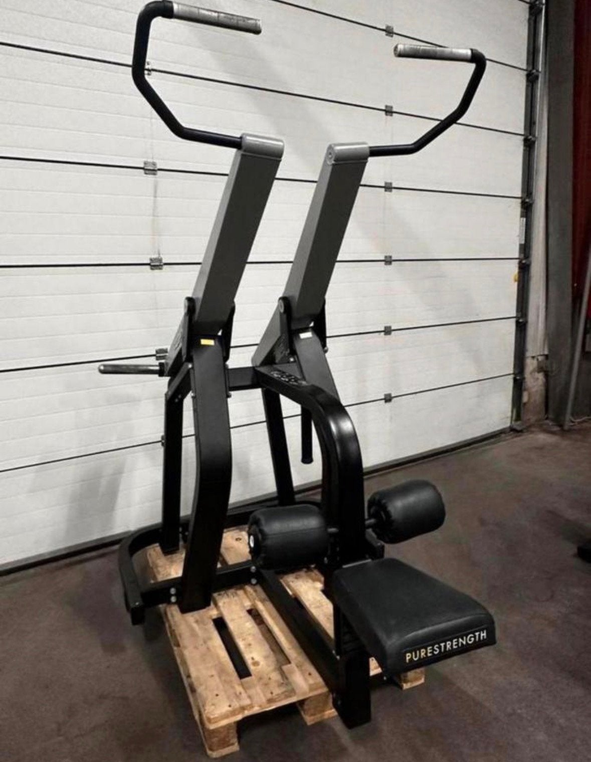 Technogym Plate Loaded Pull Down, Sport en Fitness, Fitnessmaterialen, Gebruikt, Overige typen, Ophalen