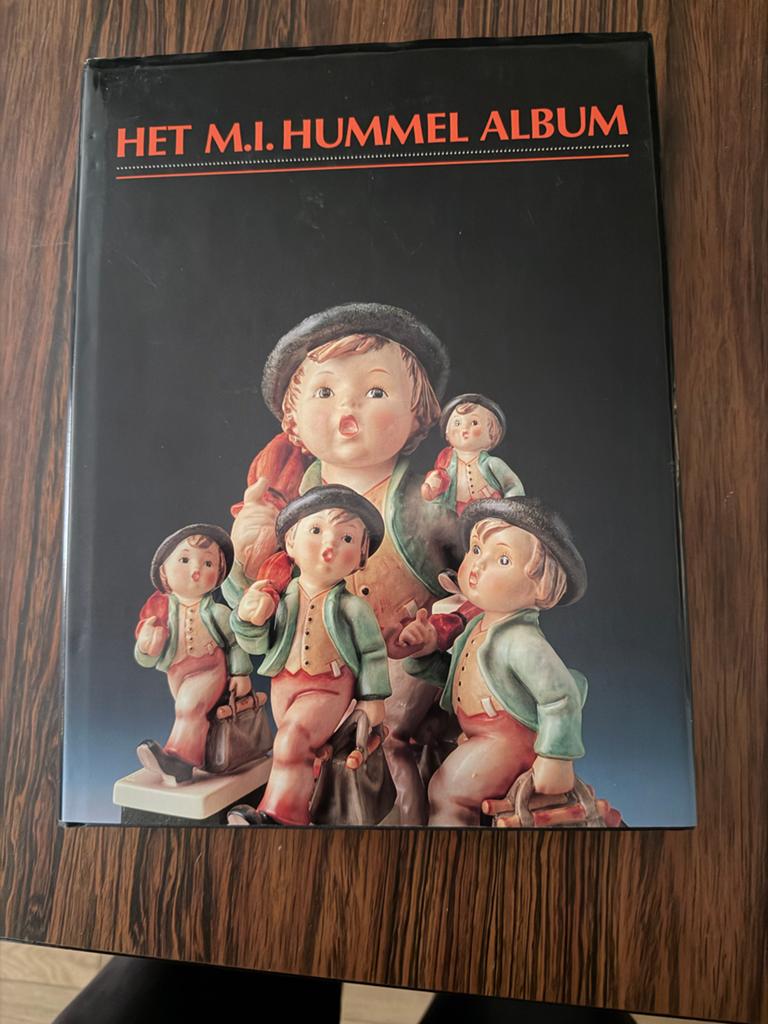 Het M.I. Hummel Album, Verzamelen, Verzenden, Nieuw, Hummel