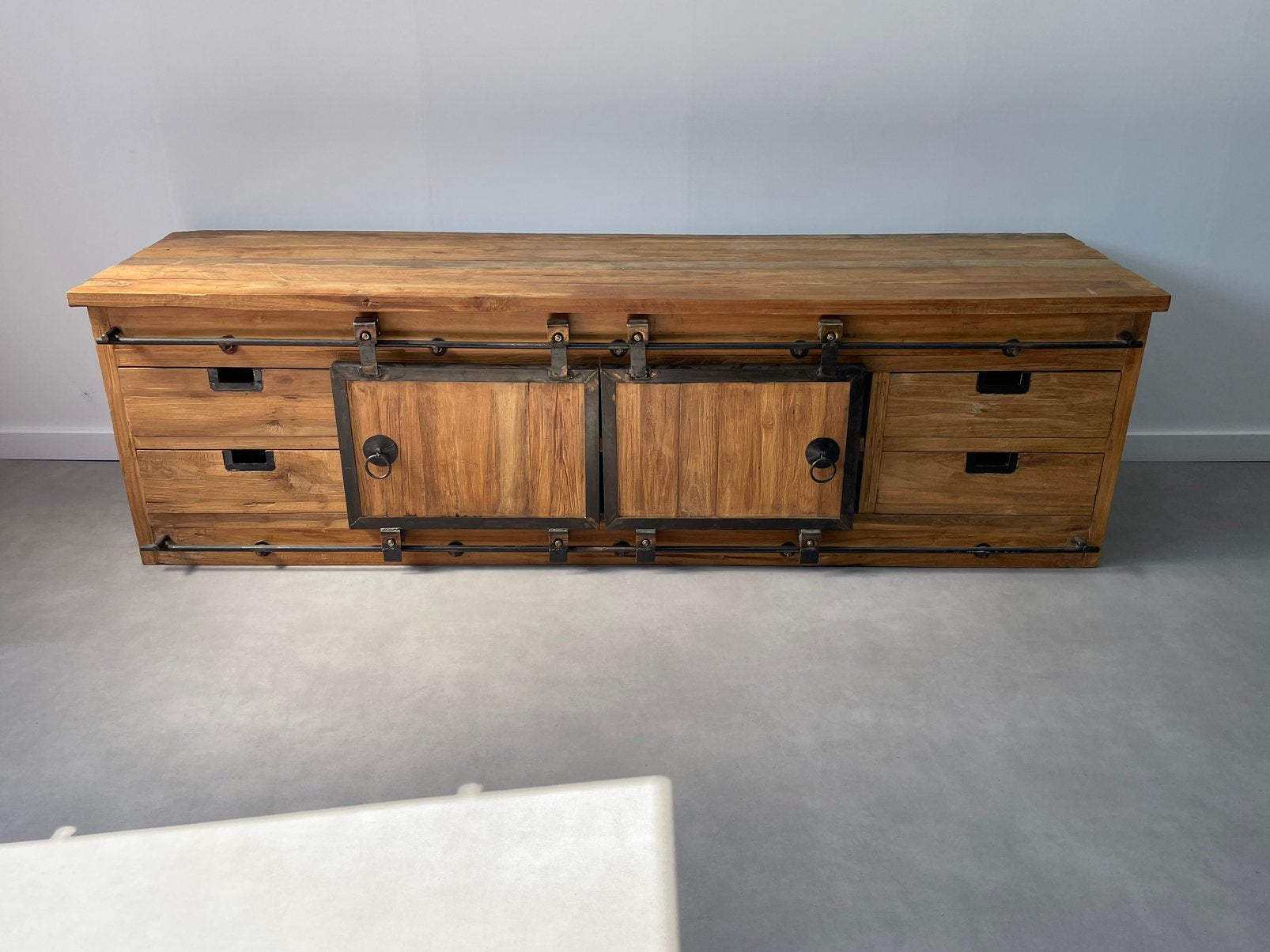 Tv kast industrieel gerecycled hout 203 cm, Huis en Inrichting, Ophalen, Teakhout, Zo goed als nieuw, Minder dan 100 cm