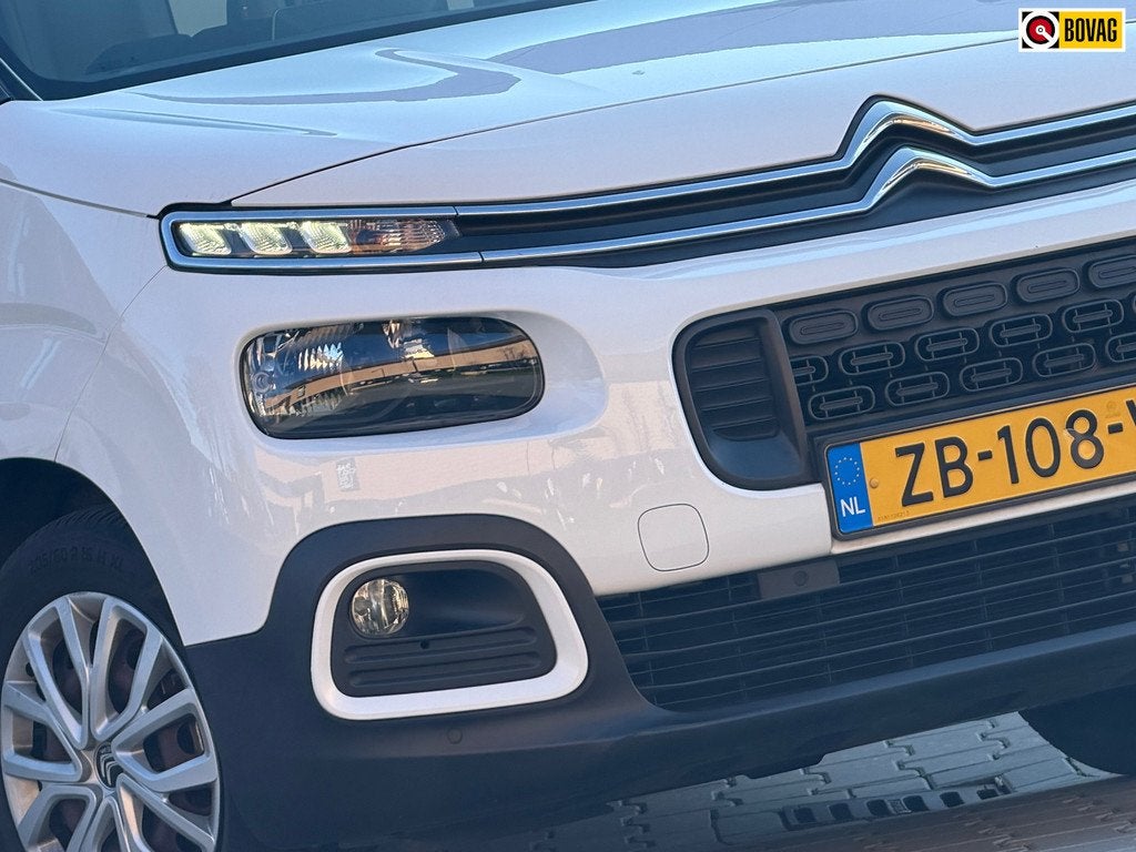 Citroen Berlingo 1.2 PureTech Feel So Good - Blanc Glacier -, Auto's, Citroën, Voorwielaandrijving, Stof, Gebruikt, 1199 cc