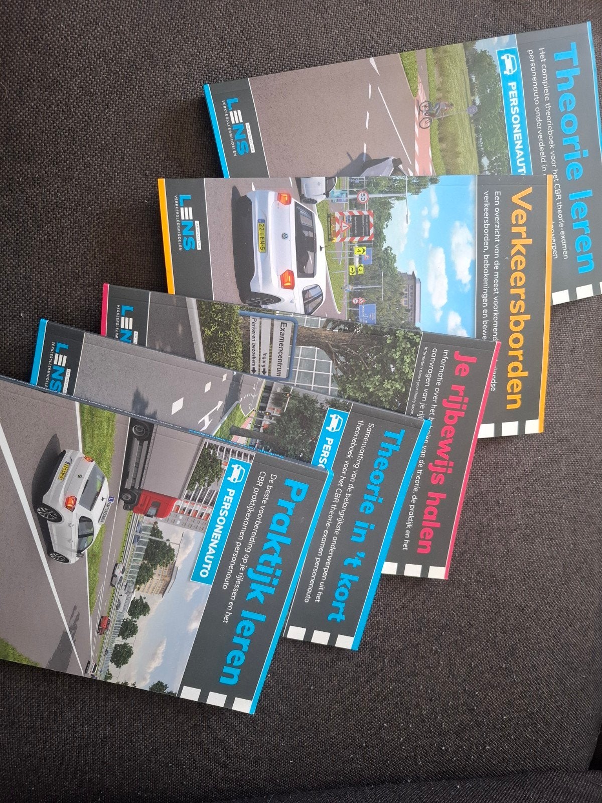 Lens Theorieboeken Rijbewijs B (5 stuks), Ophalen of Verzenden, Gamma, Zo goed als nieuw, Overige niveaus