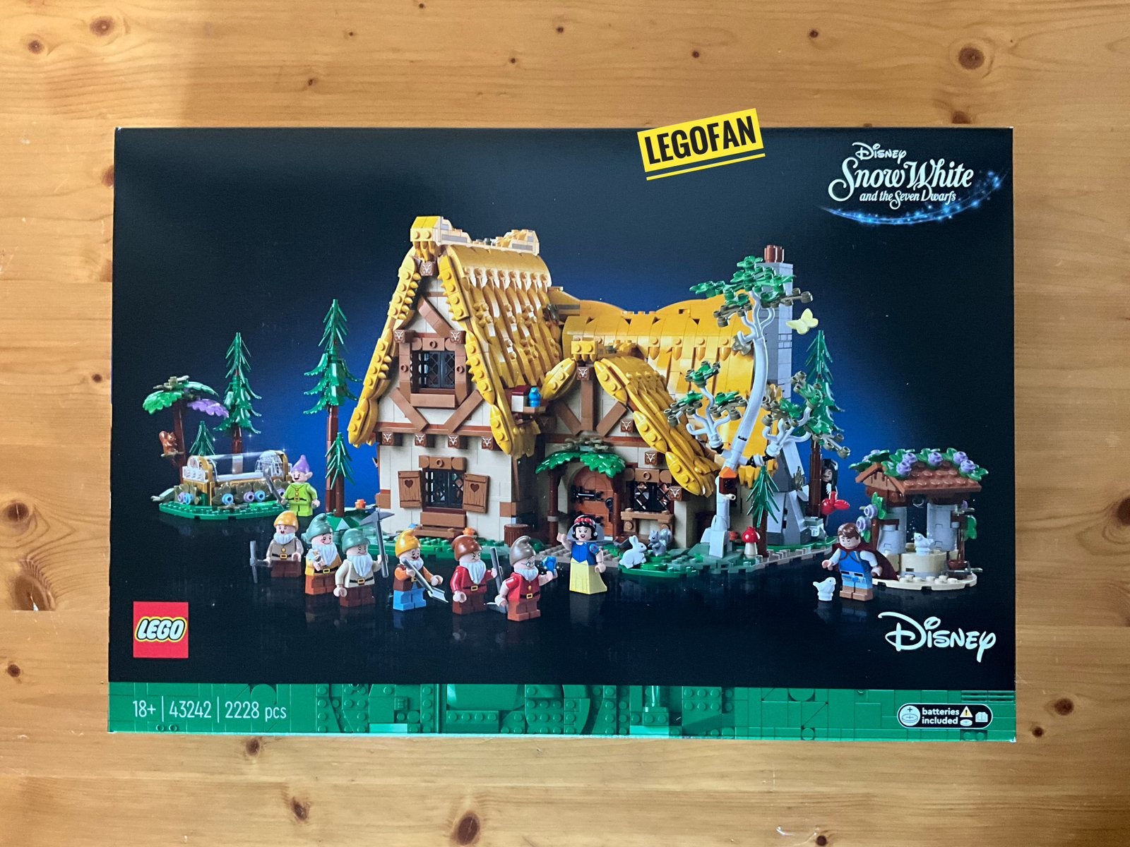 🆕 SEALED: LEGO 43242 Snow White & the Seven Dwarfs' Cottage, Lego, Nieuw, Ophalen of Verzenden, Disney