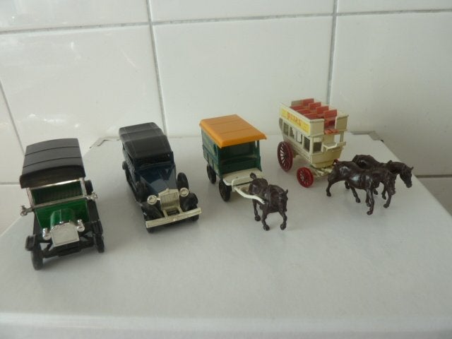 Miniatuur Auto's + Paard en Wagen setjes - Days Gone, Ophalen of Verzenden, Nieuw, Auto, Overige merken