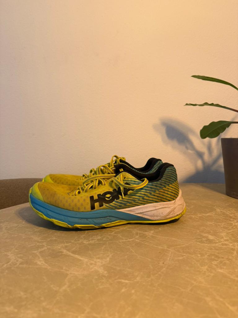 Hoka Evo Carbon Rocket 38 2/3, Ophalen of Verzenden, Zo goed als nieuw, Hardloopschoenen, Overige merken