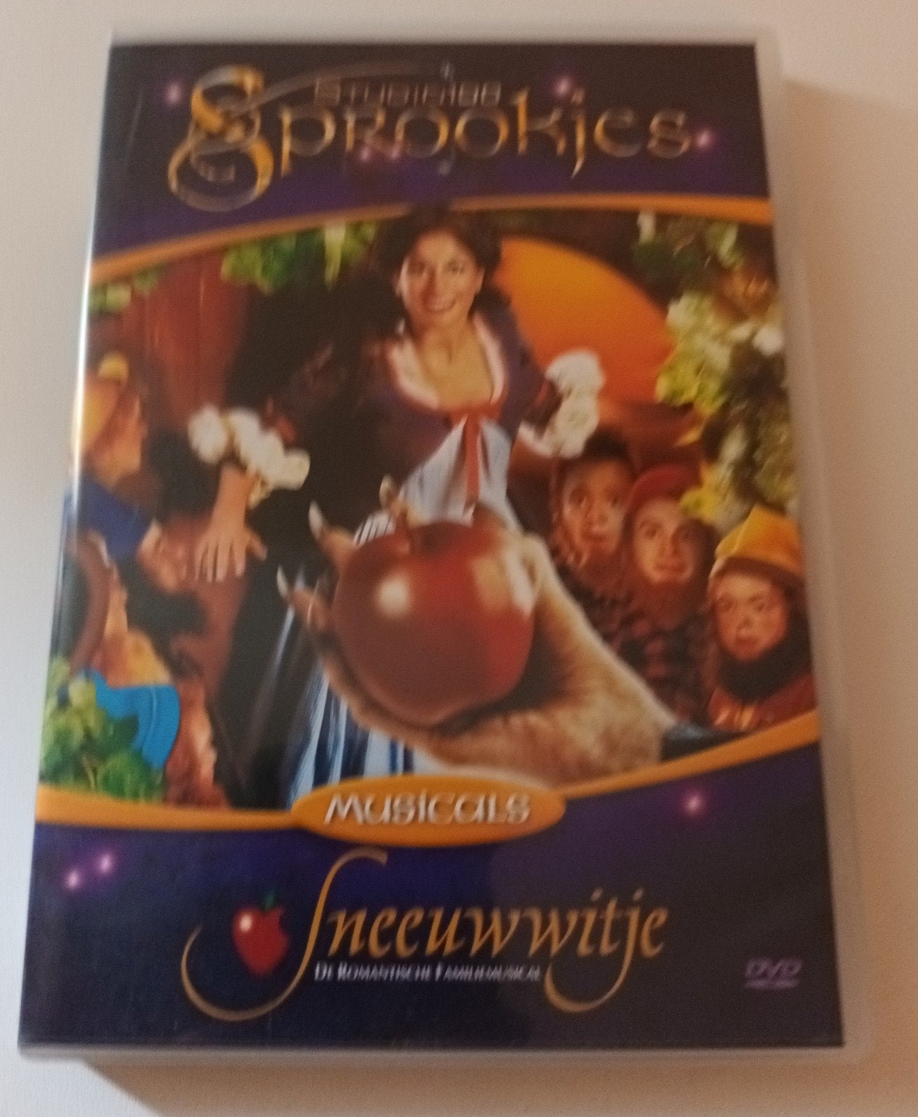 dvd studio 100 musical Sneeuwwitje, Alle leeftijden, Ophalen of Verzenden, Zo goed als nieuw