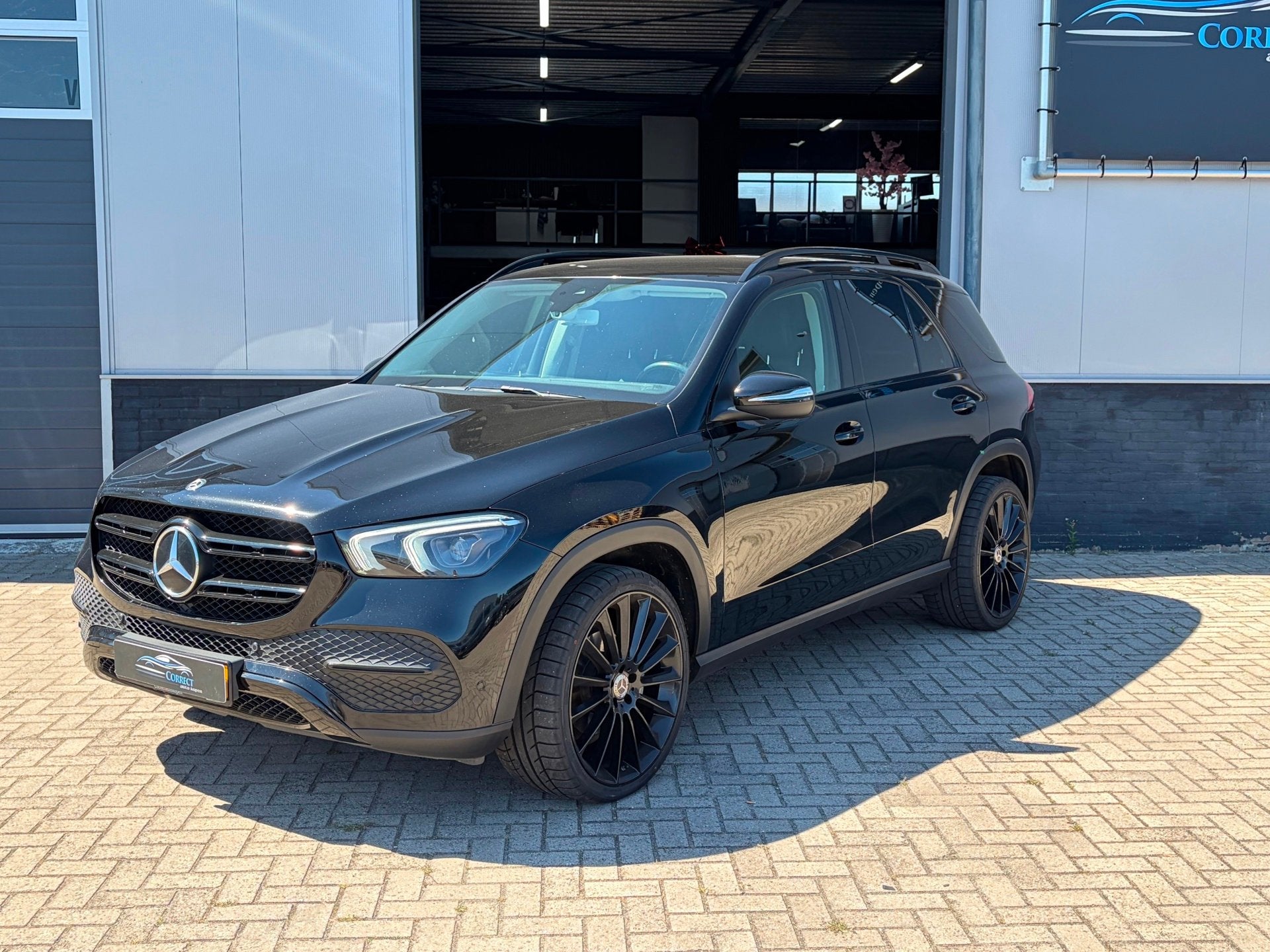 Mercedes-Benz GLE-klasse 300 d 4MATIC AMG incl BTW, Auto's, Dealer onderhouden, Gebruikt, Euro 6, 4 cilinders