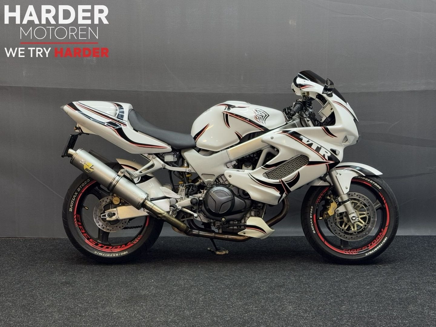 *VERKOCHT* HONDA VTR 1000 F FIRESTORM (bj 1998), Motoren, 2 cilinders, HONDA, Bedrijf, Onbekend