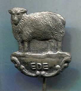 EDE schaap zilverkleurig speldje ( N_024 ), Verzamelen, Speldjes, Pins en Buttons, Verzenden, Zo goed als nieuw, Dier of Natuur