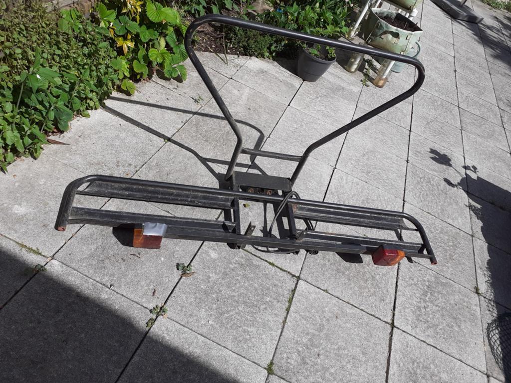Robuuste fietsen drager met sluitplaat, Ophalen, Gebruikt, Trekhaakdrager