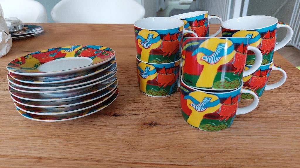 kop en schotel (8) Corneille, Ophalen of Verzenden, Zo goed als nieuw, Overige stijlen, Kop(pen) en/of Schotel(s)