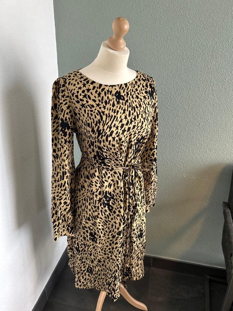 Fabienne Chapot maat 40 prachtige Helen dress 201, Maat 38/40 (M), Beige, Ophalen of Verzenden, Zo goed als nieuw