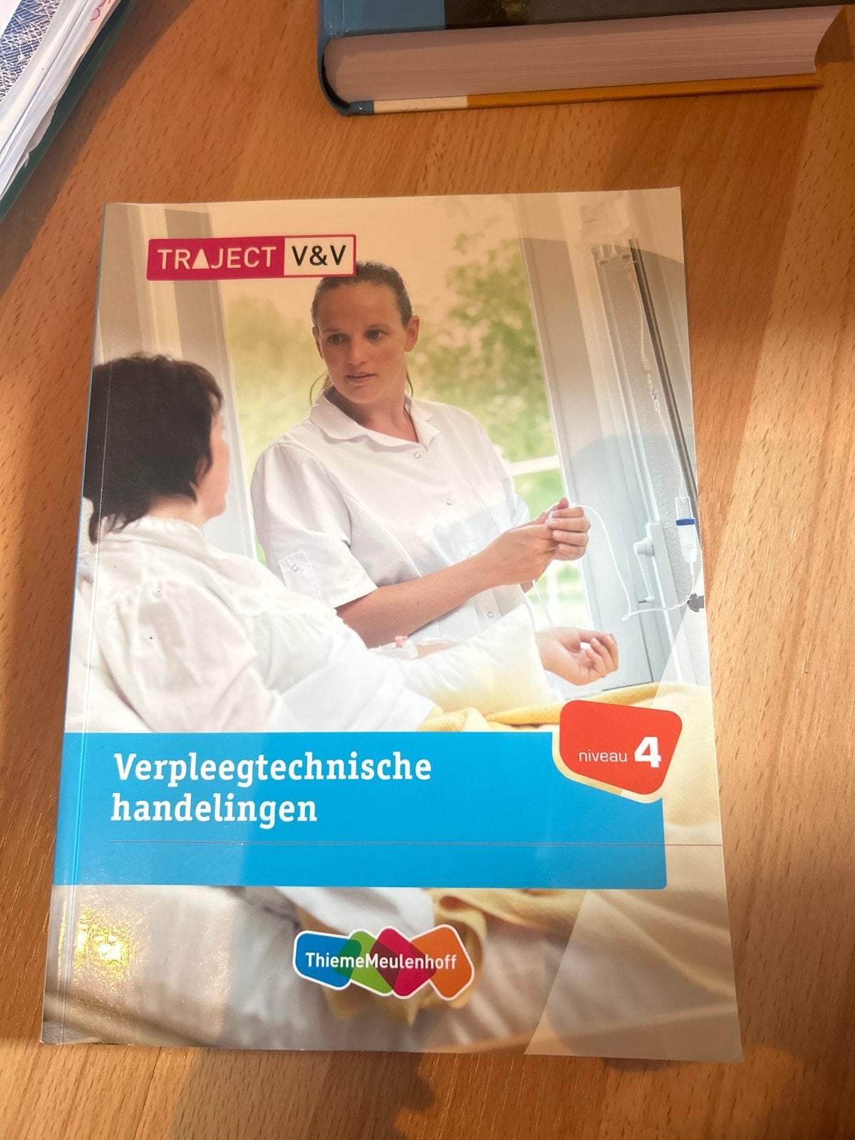 TRAJECT V&V Verpleegtechnische handelingen Niveau 4, Boeken, Ophalen of Verzenden, Gamma, Zo goed als nieuw, MBO