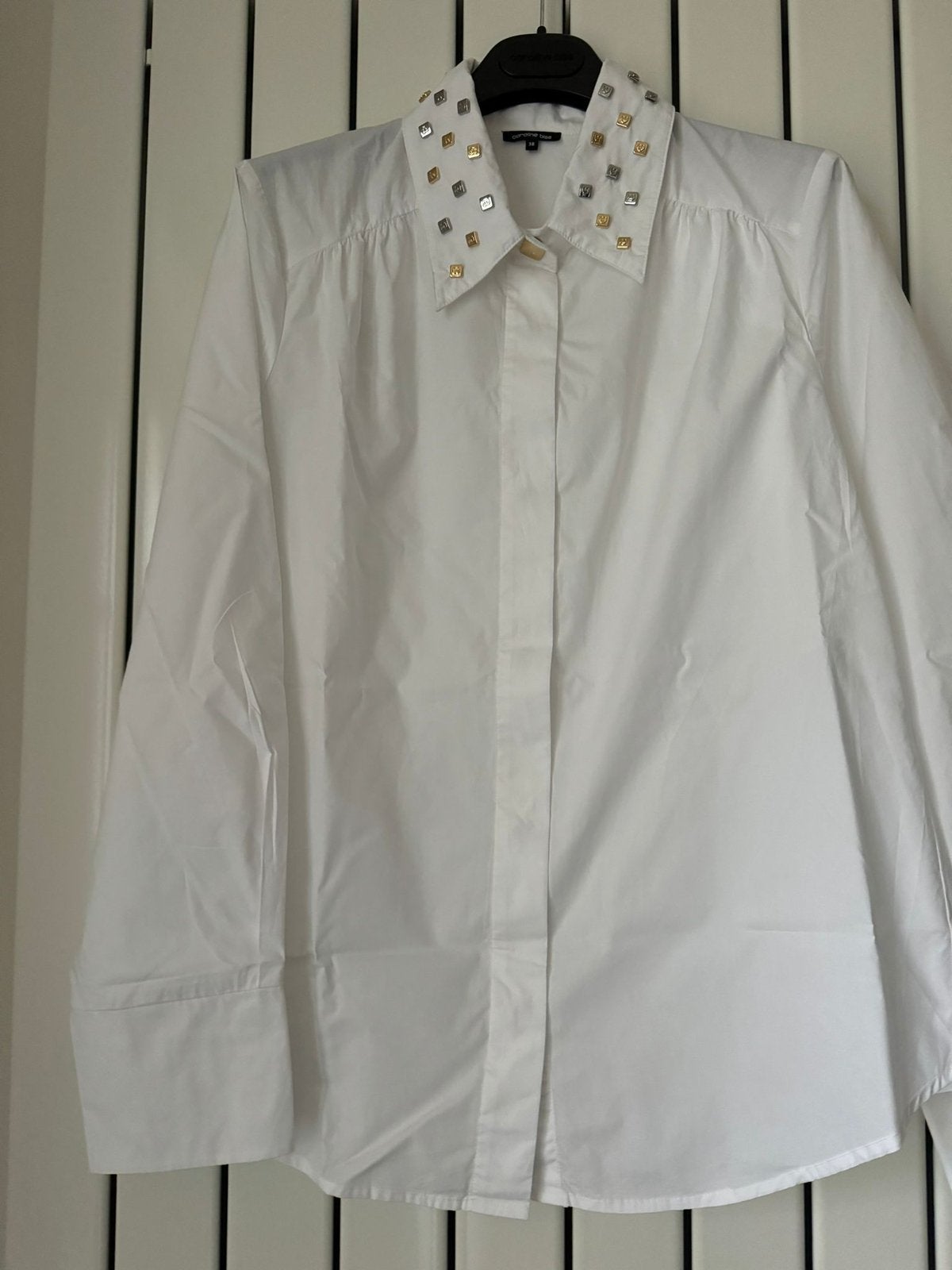 CAROLINE BISS - Blouse met studs kraag - 38 | M, Ophalen of Verzenden, Zo goed als nieuw, Maat 38/40 (M), Wit
