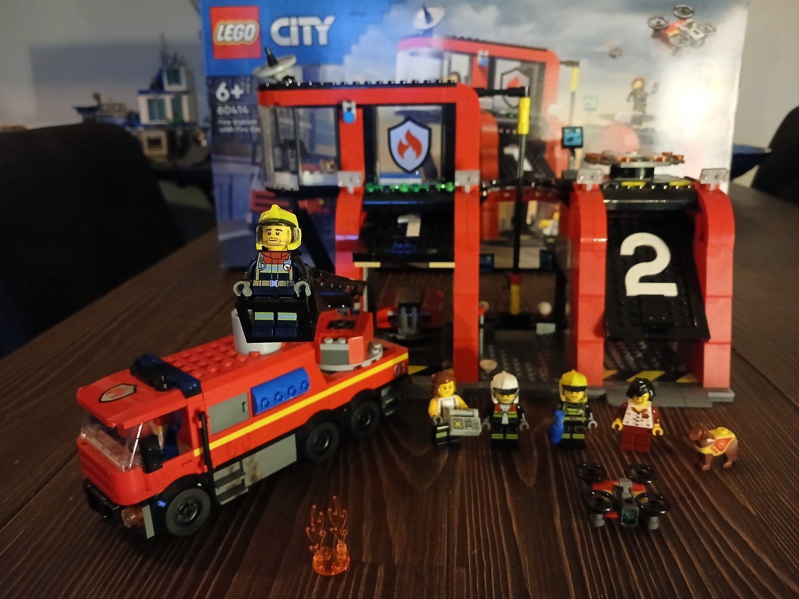Lego City Brandweerkazerne met Brandweerwagen (60414), City, Inclusief instructies, Lego, Ophalen of Verzenden