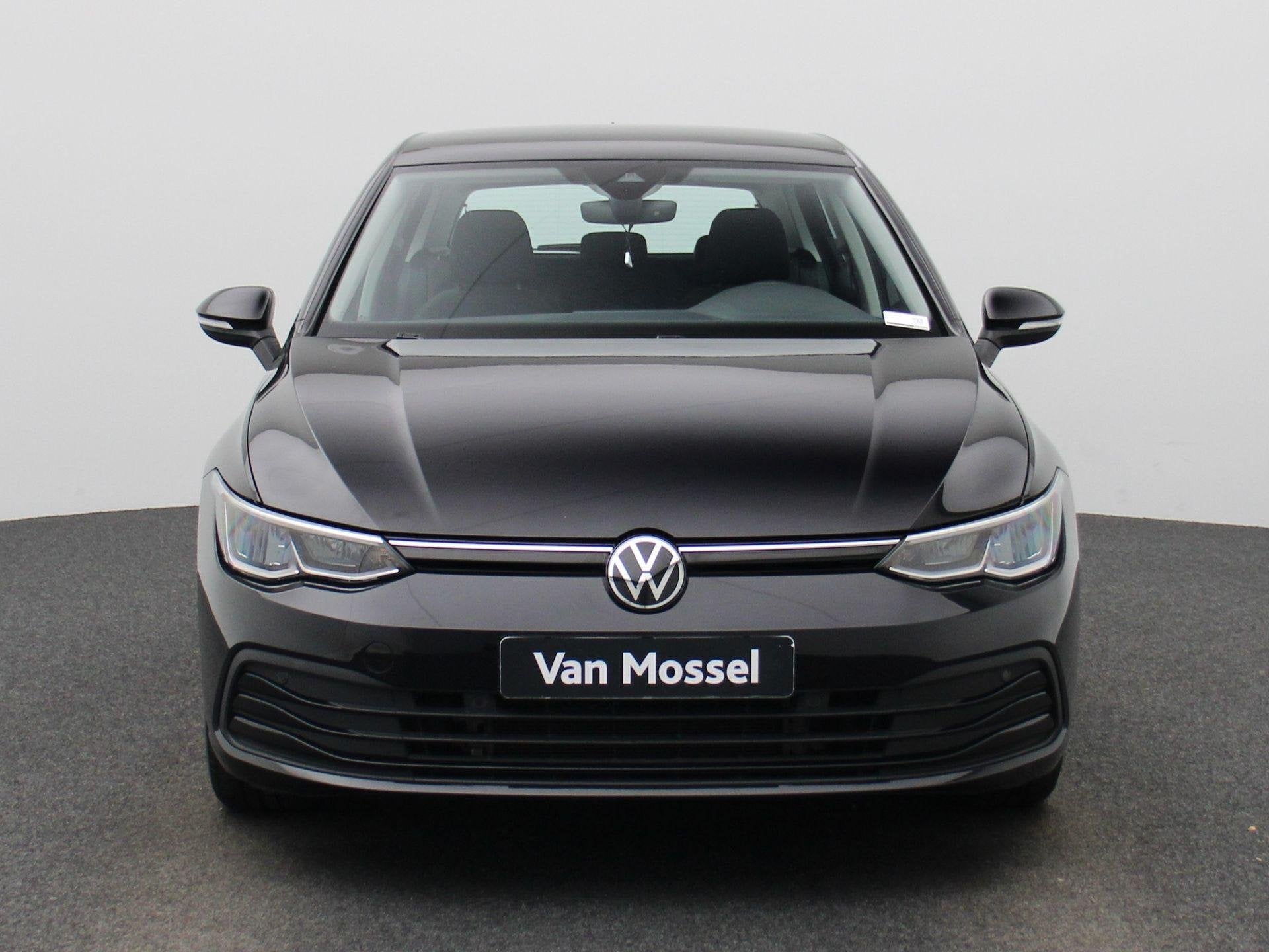 Volkswagen Golf 1.5 eTSI Life | WORDT VERWACHT | AUTOMAAT |, Auto's, 12 maanden, Stof, 4 cilinders, Zwart