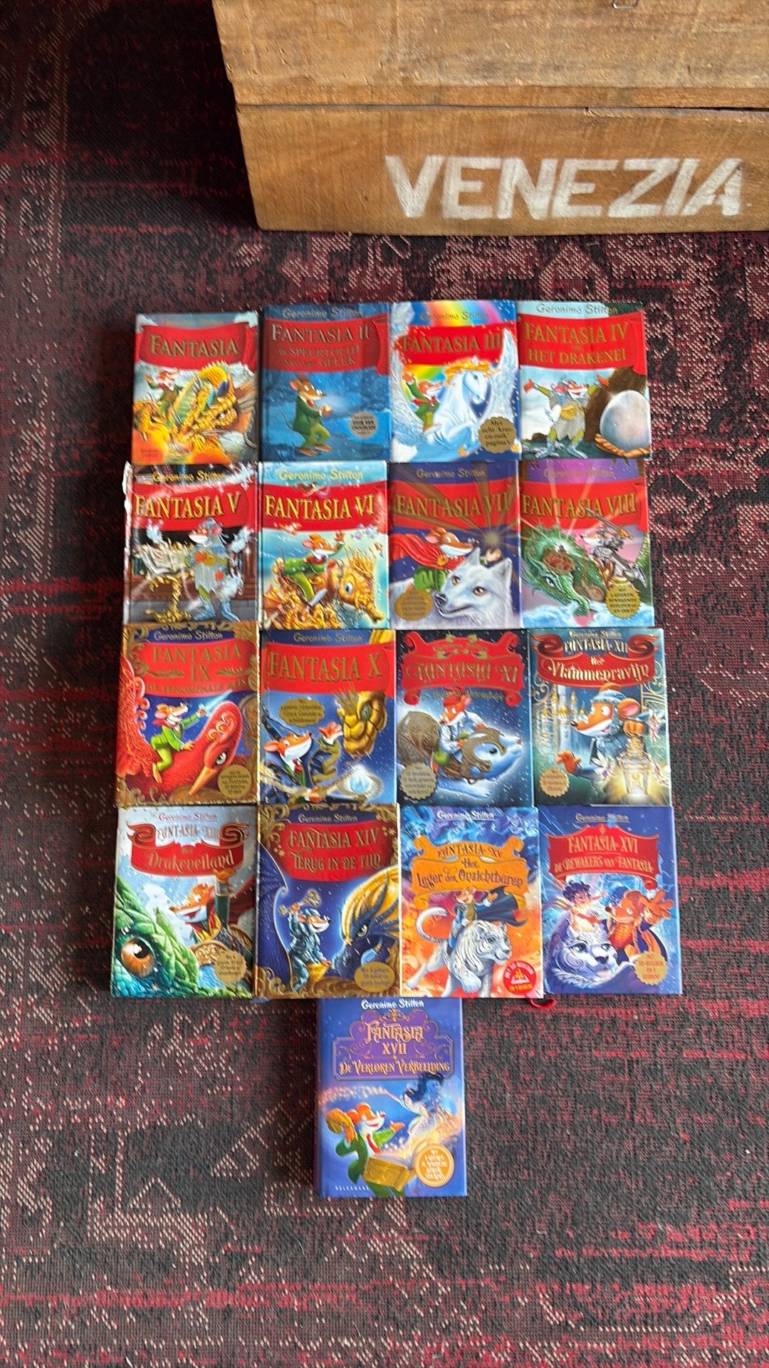 Geronimo Stilton Hoofdverhaal, Boeken, Ophalen of Verzenden, Zo goed als nieuw