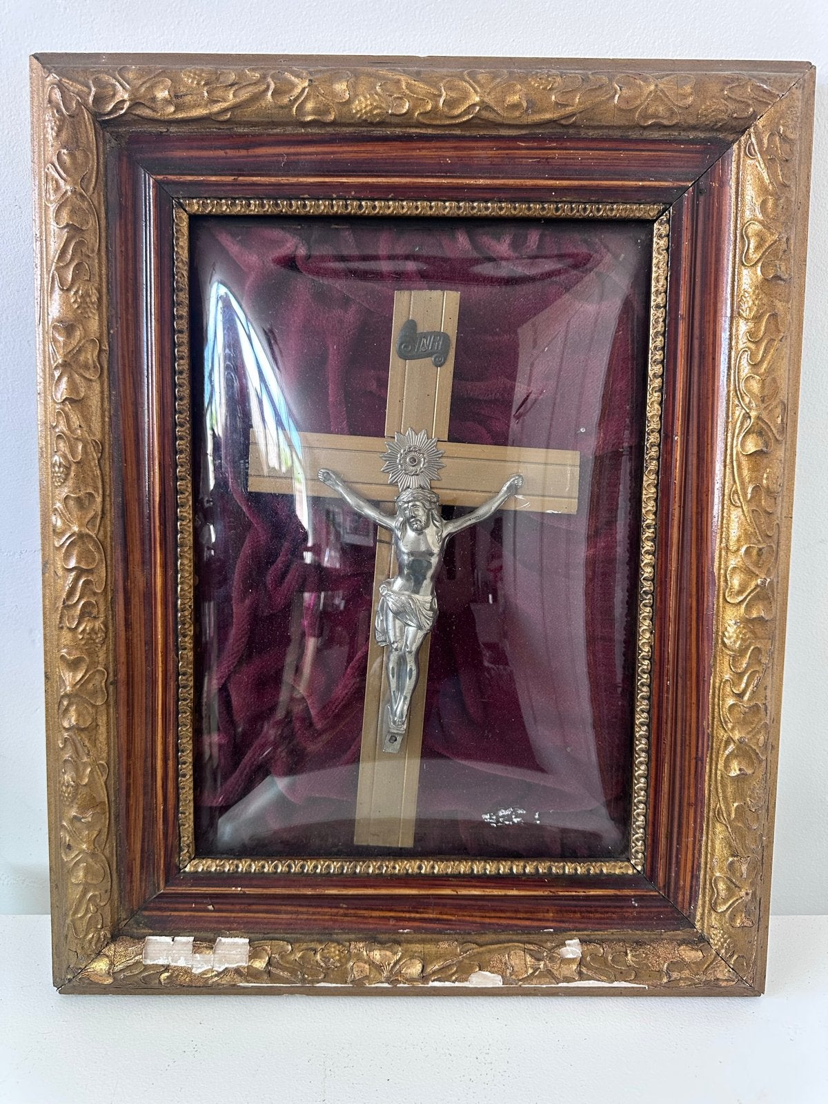 Antiek ingelijst kruisbeeld - religieuze kunst, Antiek en Kunst, Ophalen