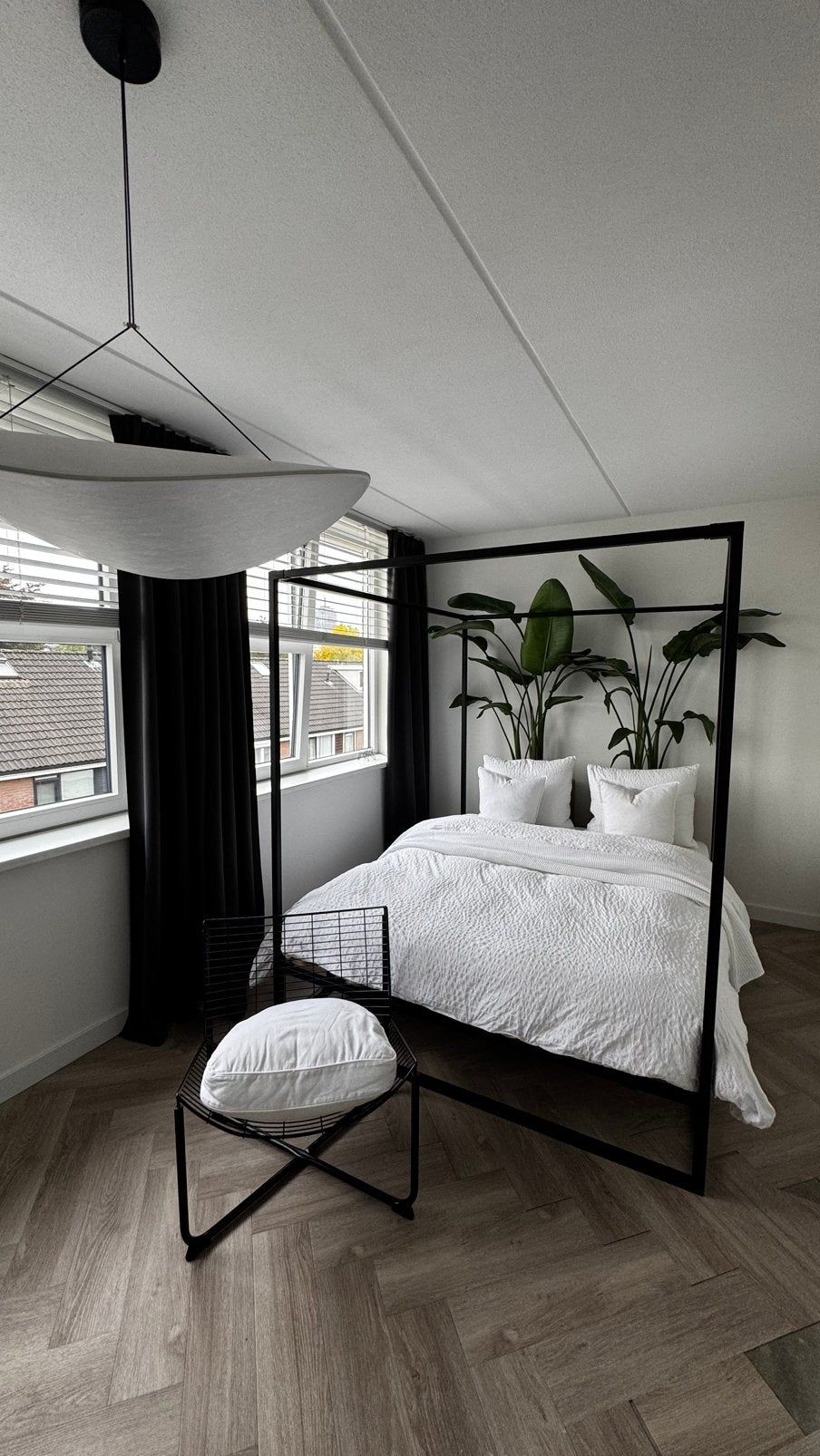 Westwing "Belle" Metalen Hemelbed 160x200 cm - Matzwart, Ophalen, Zwart, Tweepersoons, Zo goed als nieuw