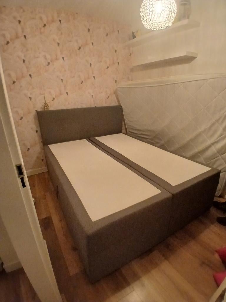 Boxspring, Ophalen, Tweepersoons, Zo goed als nieuw, 200 cm