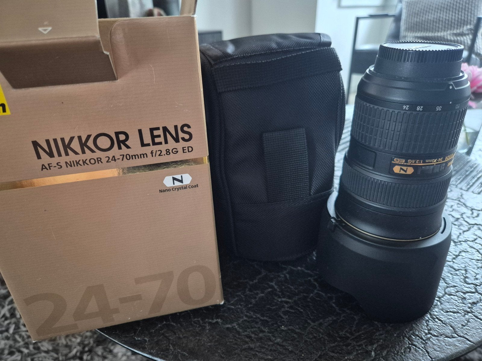 Nikon AF-S Nikkor 24-70mm f/2.8G ED lens, Audio, Tv en Foto, Fotografie | Lenzen en Objectieven, Beschermhoes/tas, Nikon, Ophalen of Verzenden