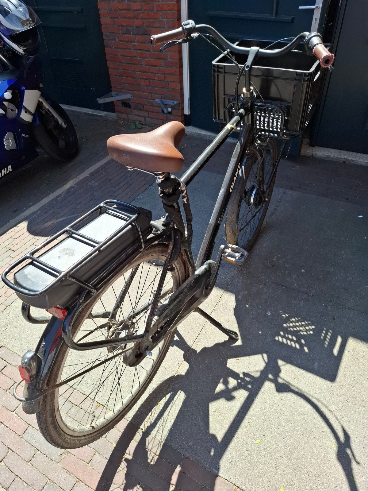Giant Triple X elektrische herenfiets met voordrager en krat, Ophalen, Gebruikt, Giant