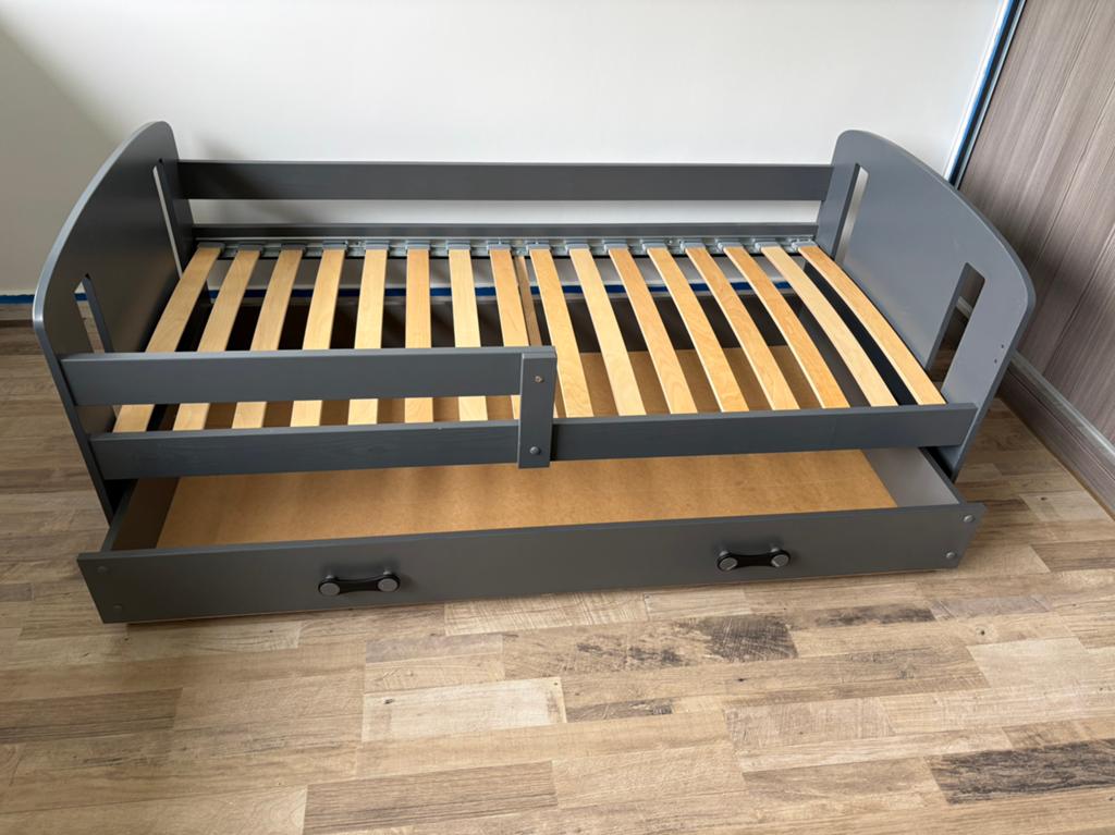 Kinderbed 160x80x60 met matras en opberglade, Ophalen, 70 tot 85 cm, 140 tot 160 cm, Zo goed als nieuw