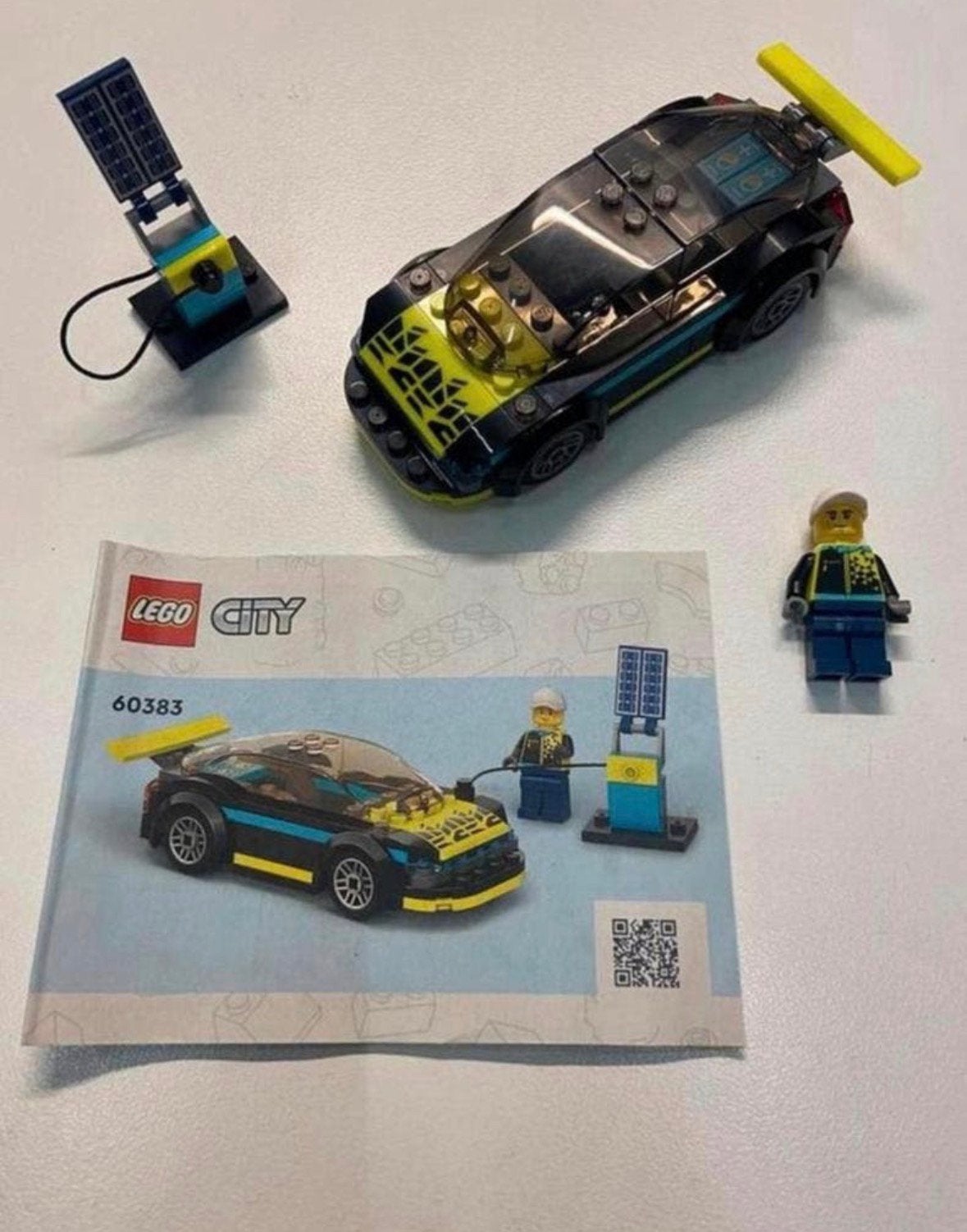 Lego 60383 elektrische sportauto, City, Lego, Ophalen of Verzenden, Zo goed als nieuw