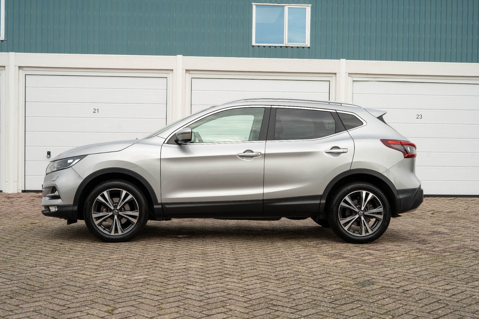 Foto 7 van Nissan Qashqai 1.2 Dig-t 115pk 2018 Grijs 64.268 KM
