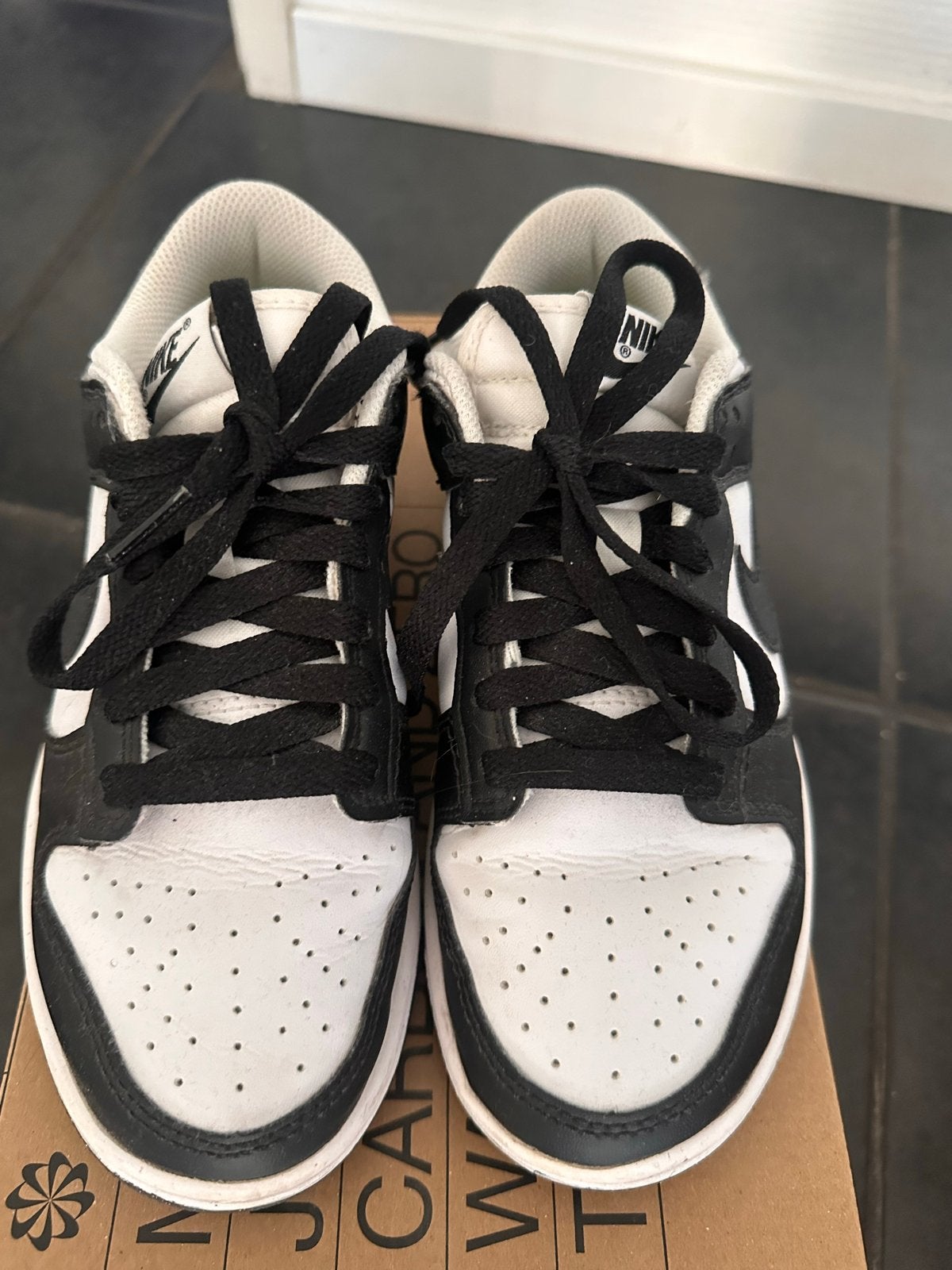 Nike Dunk Low Next Nature Zwart/Wit - Maat 35.5, Kleding | Dames, Schoenen, Ophalen of Verzenden, Zo goed als nieuw, Zwart, Sneakers of Gympen