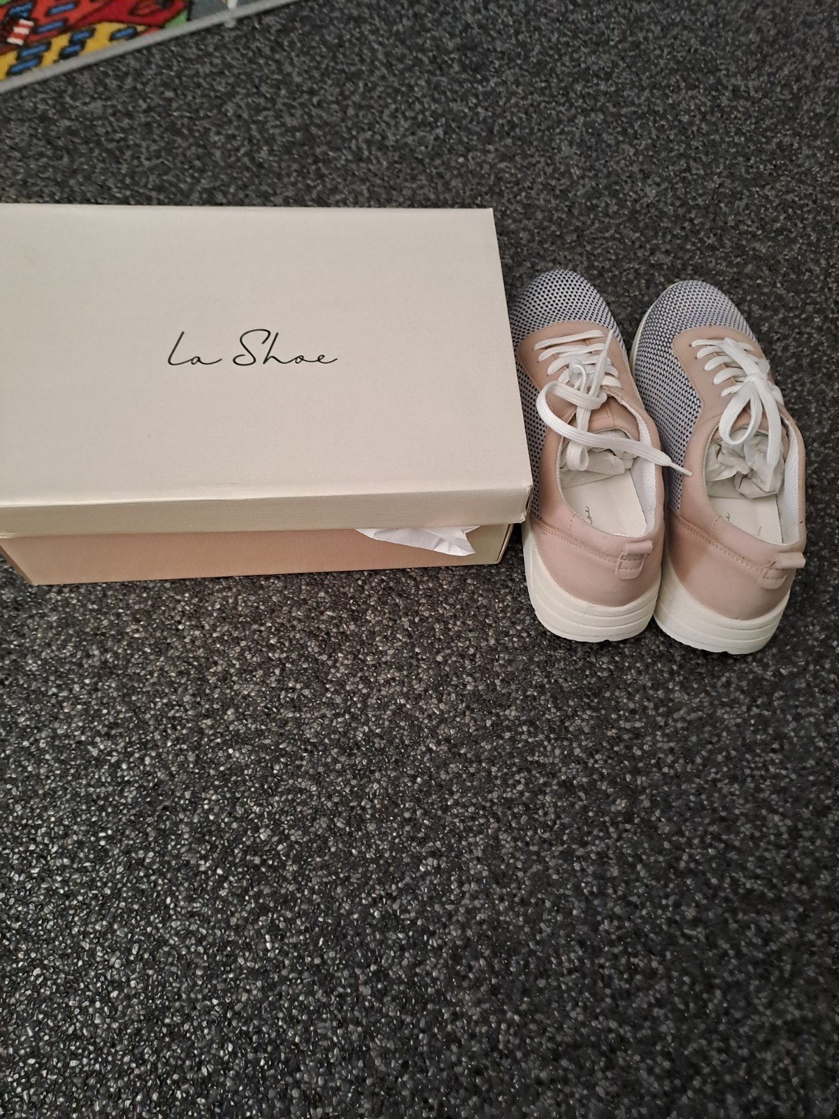 Sneakers maat 41, Nieuw, Ophalen of Verzenden, Sneakers of Gympen, Roze