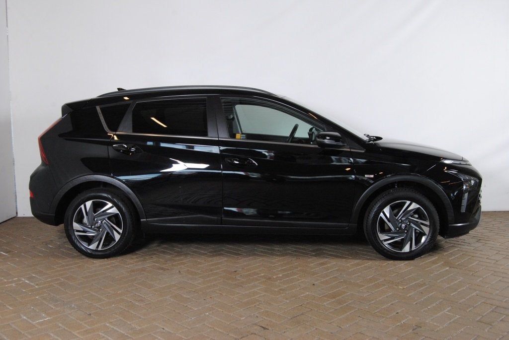 Hyundai Bayon 1.0 T-GDI Premium (bj 2022), Auto's, Voorwielaandrijving, 450 kg, Gebruikt, Euro 6
