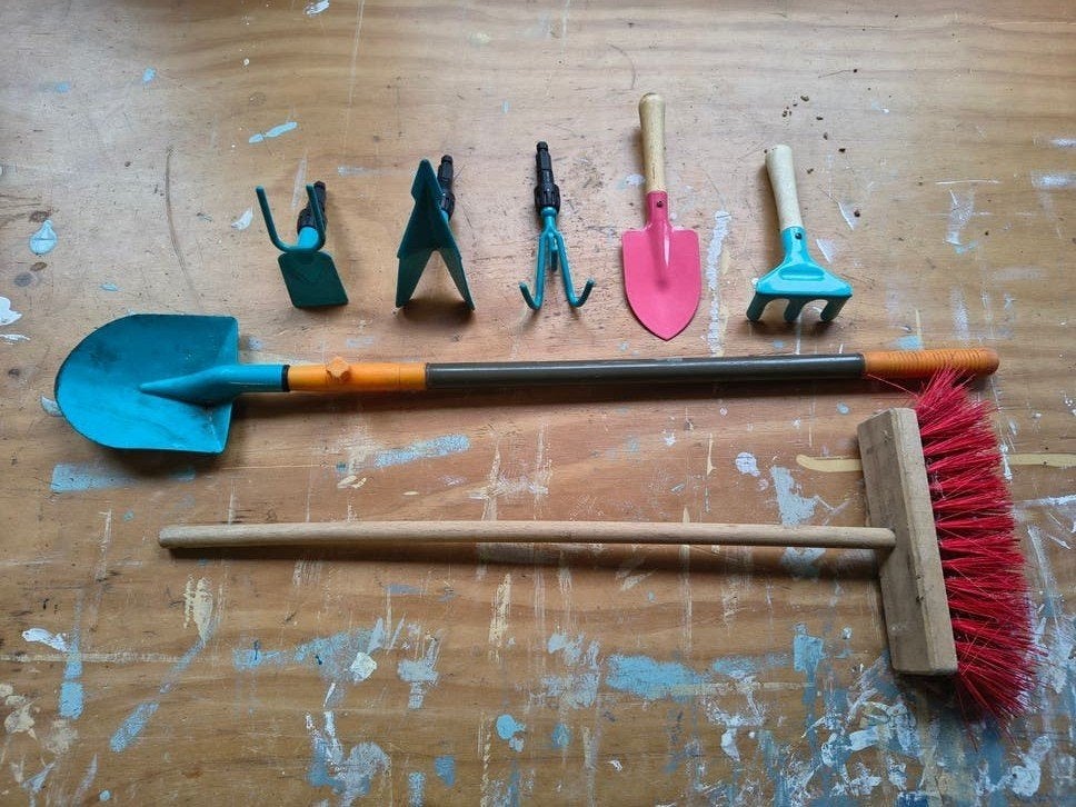 Setje tuingereedschap voor kinderen (peuters/kleuters), Ophalen of Verzenden, Gebruikt, Schop, Gardena