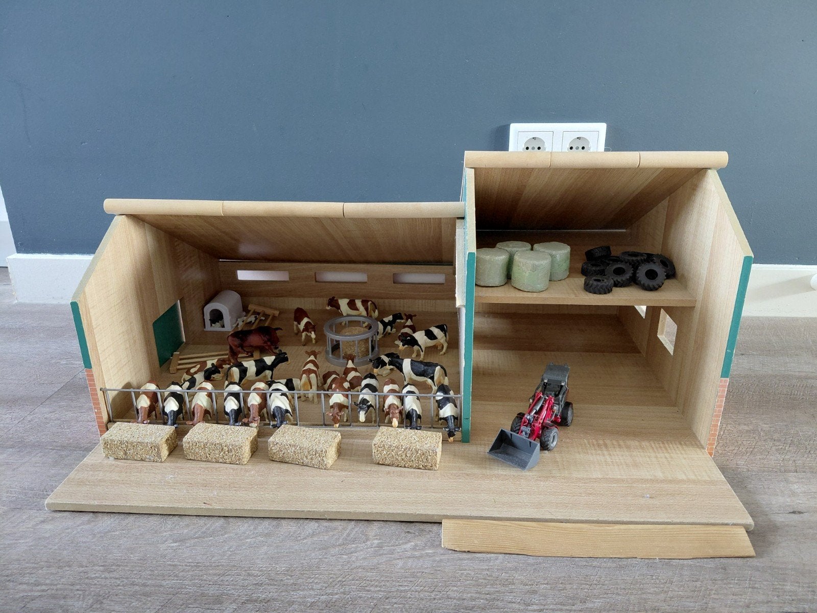 Houten boerderij kidsglobe met koeien en tractor, Ophalen, Gebruikt, Jongen of Meisje