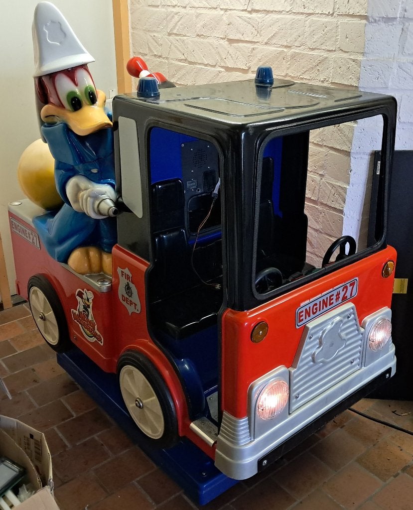 Kiddy ride Woody Woodpecker brandweerauto, Ophalen, Gebruikt