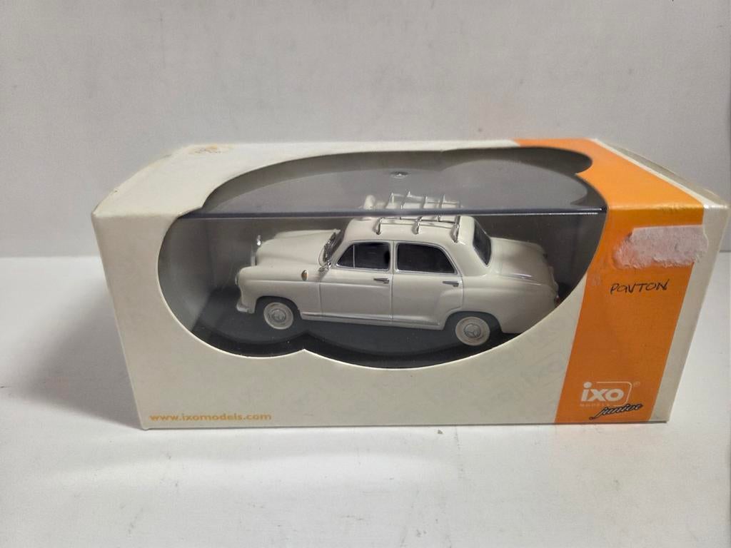 Ixo Mercedes Benz 180D Taxi Tel Aviv 1:43, Overige merken, Auto, ., Ophalen of Verzenden