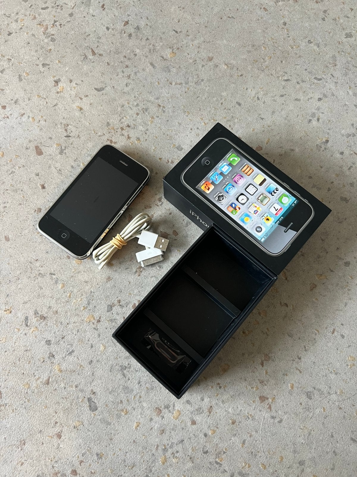 Apple iPhone 3GS - Zwart - Met doos en accessoires, Gebruikt, Ophalen of Verzenden, 64 GB, Zonder simlock