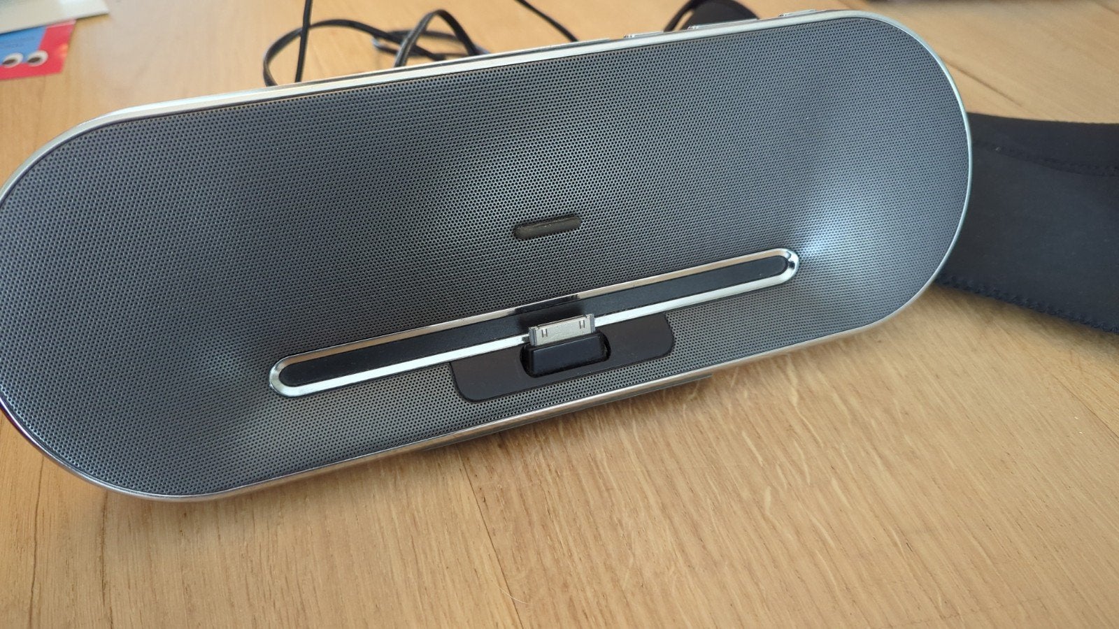 Philips Speaker voor iPhone/iPod (oude connectie), Philips, Gebruikt, Inclusief oplader, Ophalen of Verzenden