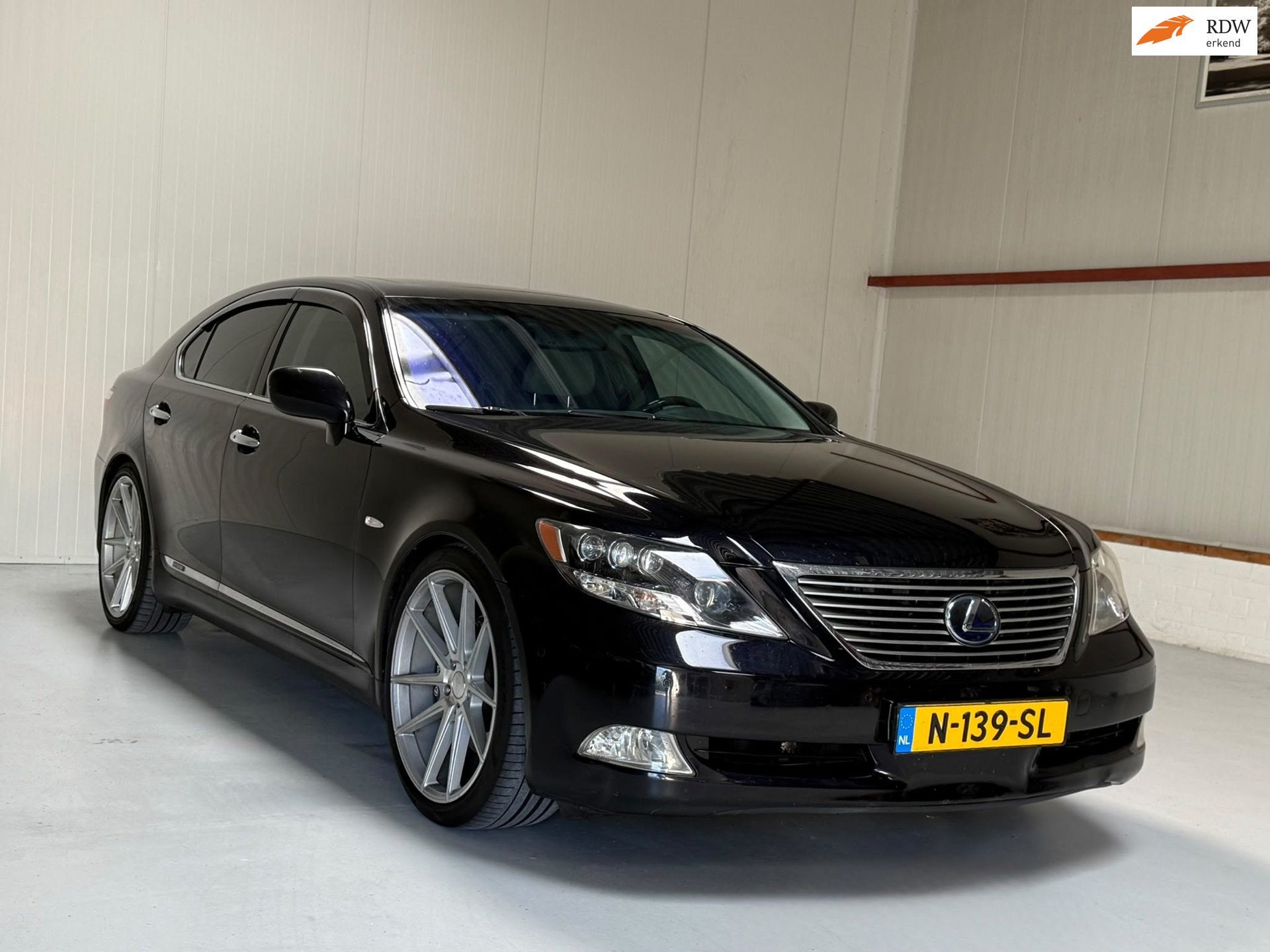Lexus LS 600h President/LEER/AWD/Adaptieve cruise / Mark & L, Automaat, Gebruikt, 8 cilinders, 2245 kg