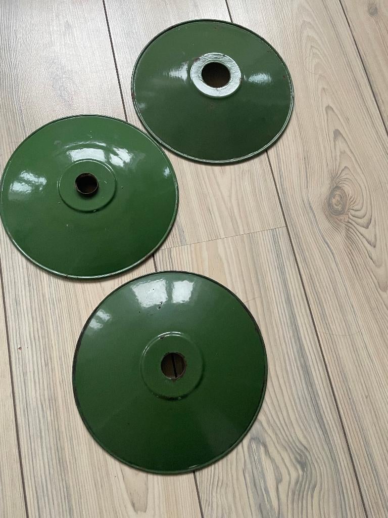 3xgroene vintage emaille hanglampen Ø24,5 cm in prima staat, Huis en Inrichting, Lampen | Hanglampen, Ophalen, Zo goed als nieuw